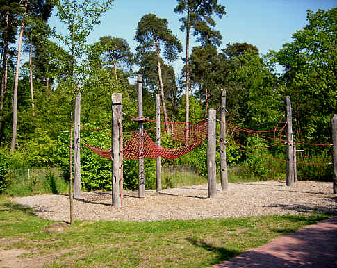 Seilgarten Klettergarten Abenteuerspielplatz